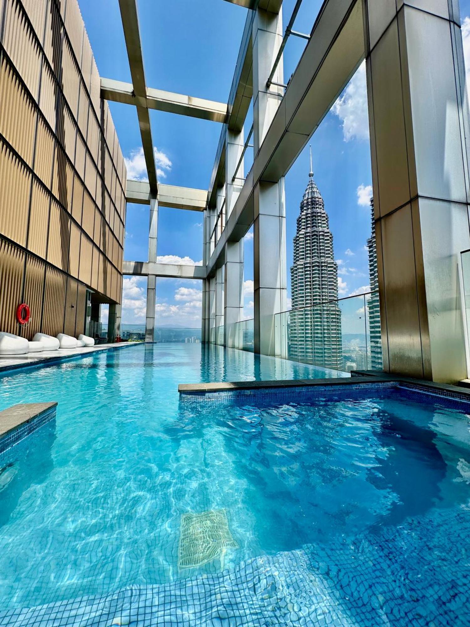 Pangsapuri Victoria Tropicana The Klcc Bukit Bintang Kuala Lumpur